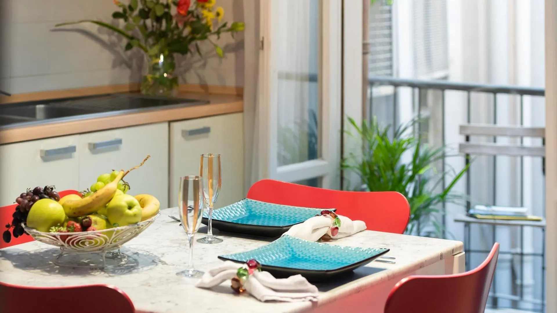 Bibi Boutique Arezzo Living Suite Rosafragola & Verdeconiglio Italy