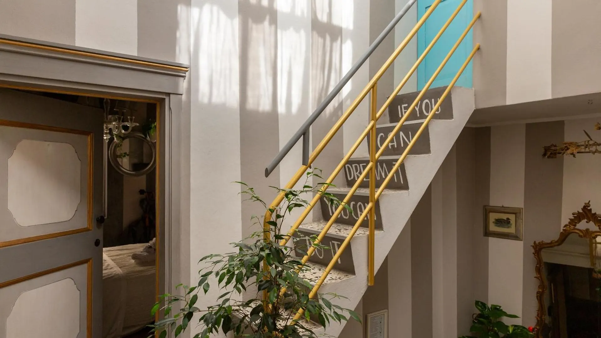 Apartment Bibi Boutique Arezzo Living Suite Rosafragola & Verdeconiglio Italy